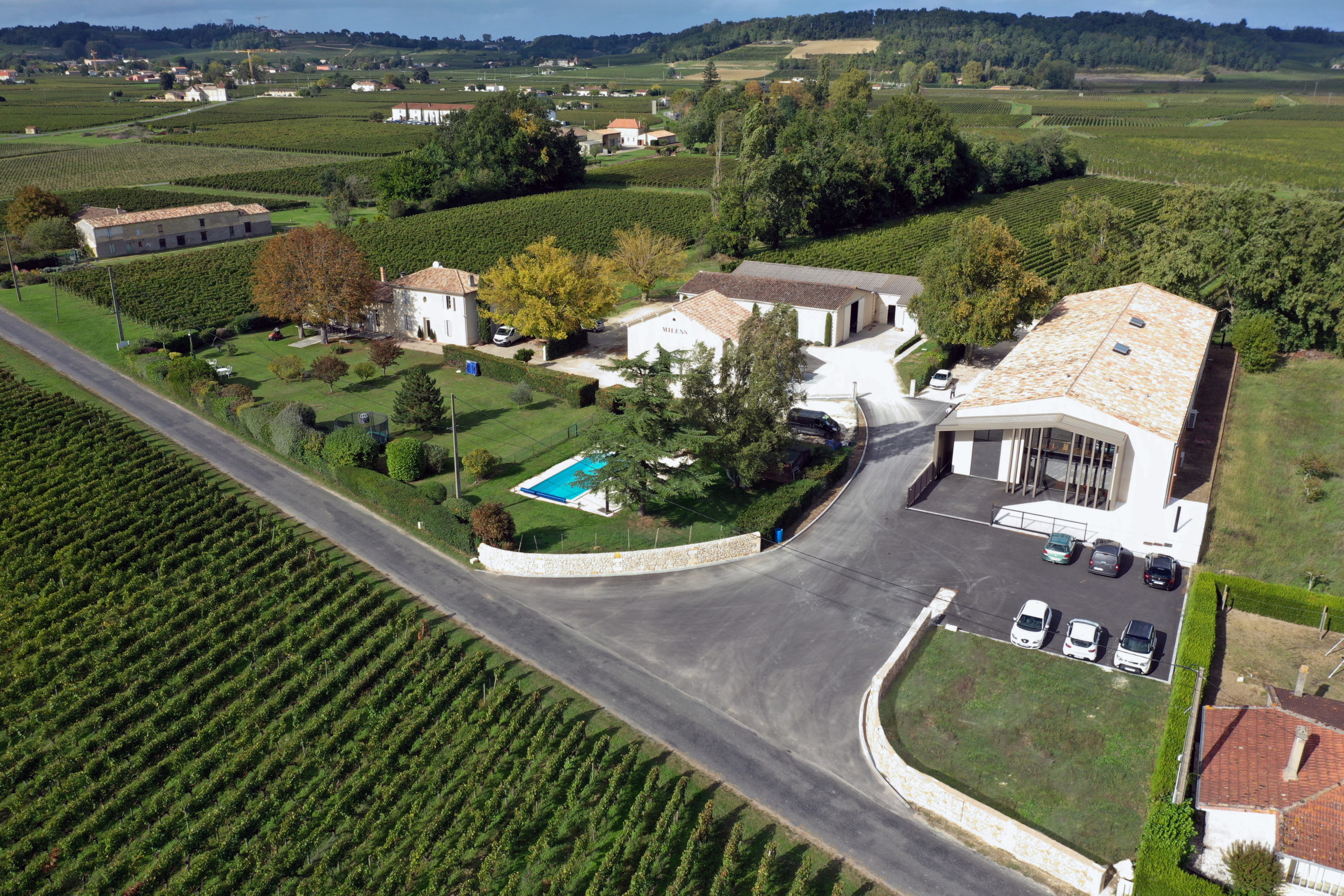 Vu du ciel du Château Milens, Saint-Emilion Grand Cru